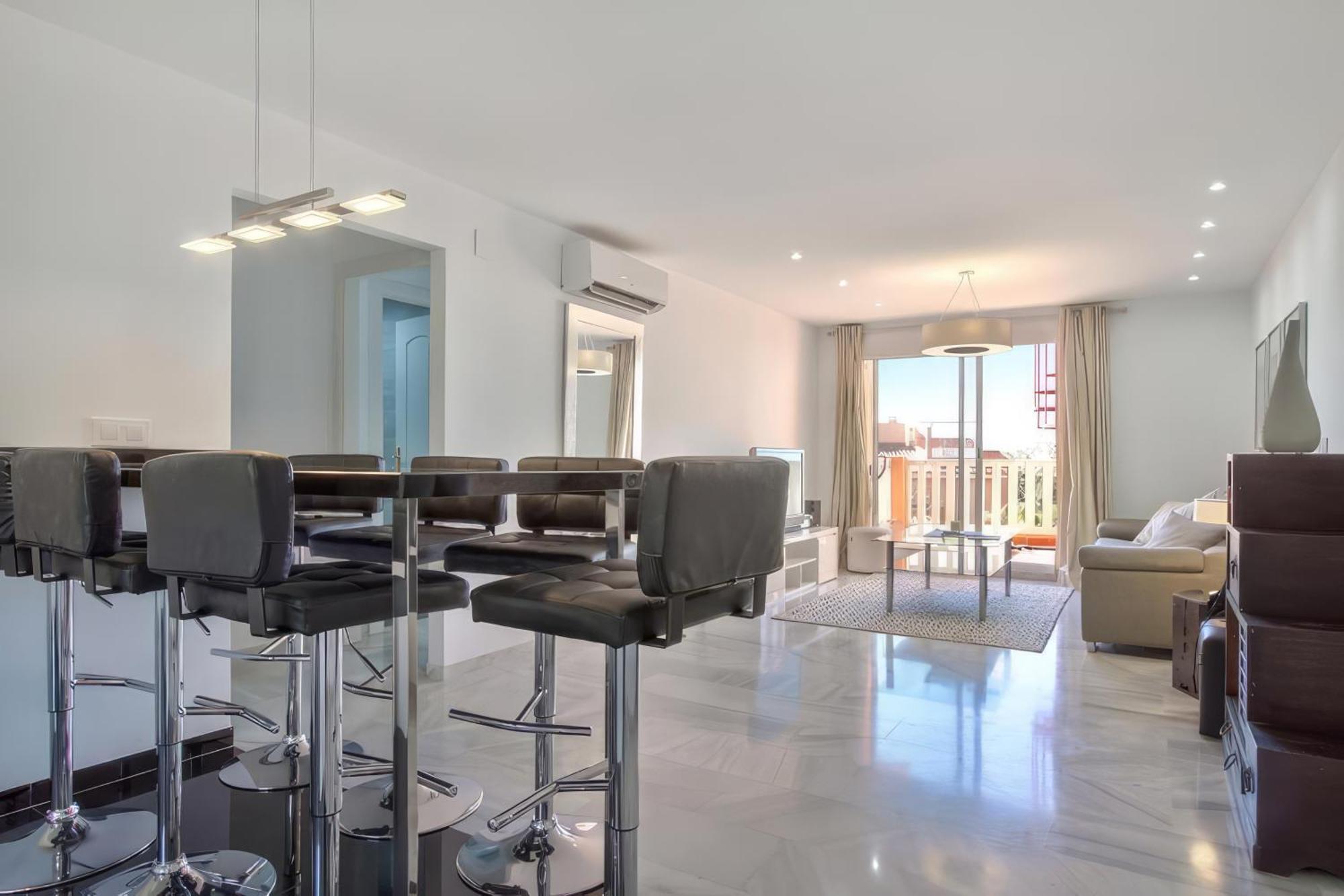 Precioso Atico Con Vistas Al Mar Lejlighed Marbella Eksteriør billede