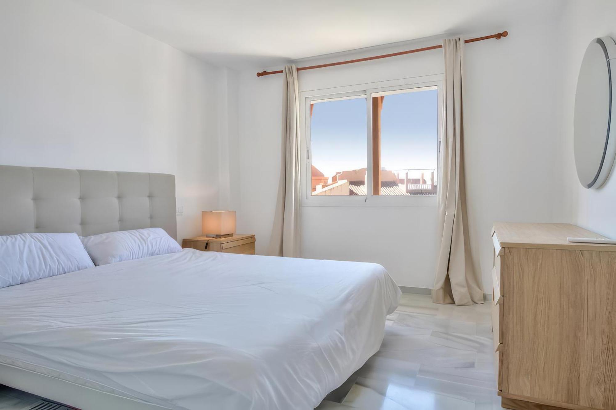 Precioso Atico Con Vistas Al Mar Lejlighed Marbella Eksteriør billede